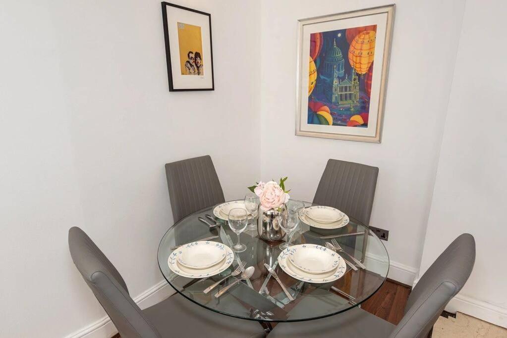 Discover London Central 2 Bedroom In Kensington Londres Exterior foto